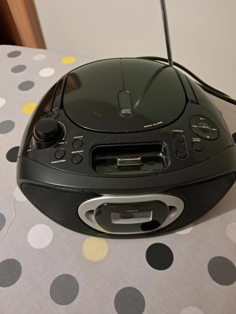 Radio &cd player - Image 2