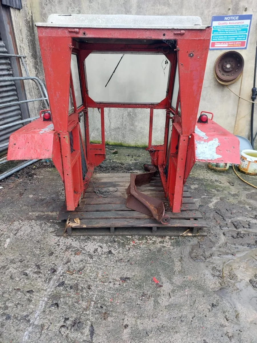 Tractor Cab - Image 4