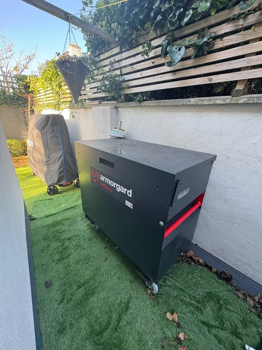 Armorguard Steel storage box - Image 1