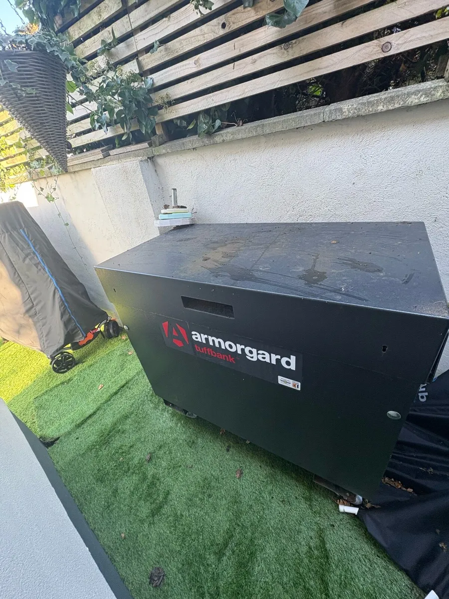 Armorguard Steel storage box - Image 2