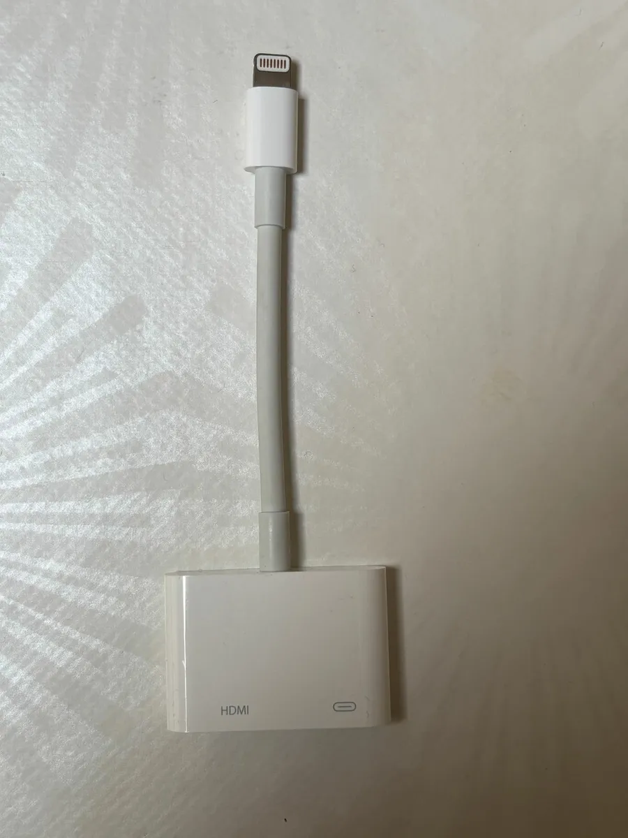 Apple Lightning Digital AV Adapter - Image 1