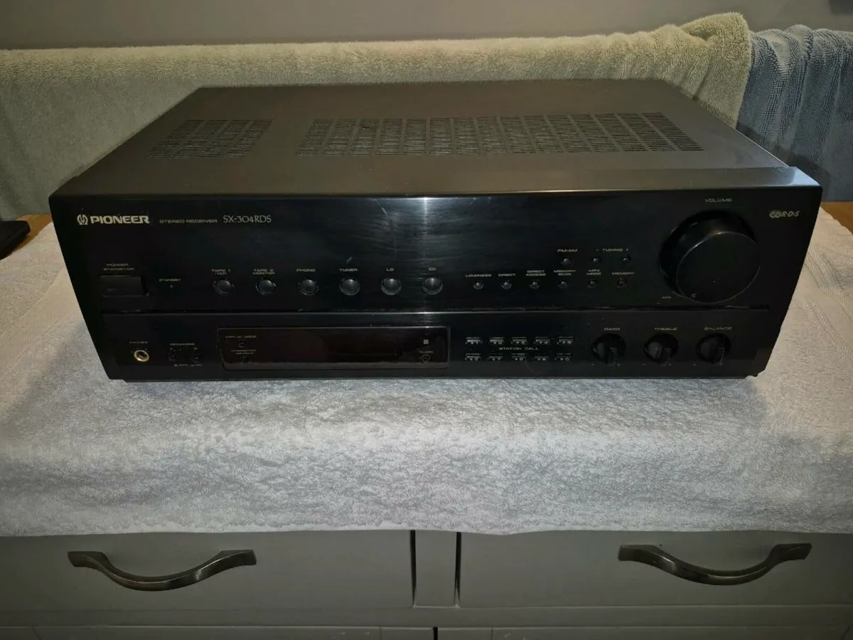 Pioneer amplifier - Image 1