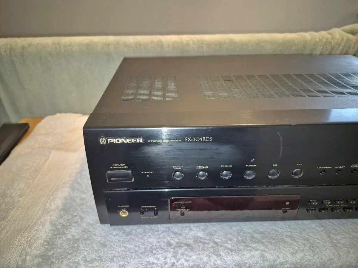 Pioneer amplifier - Image 2