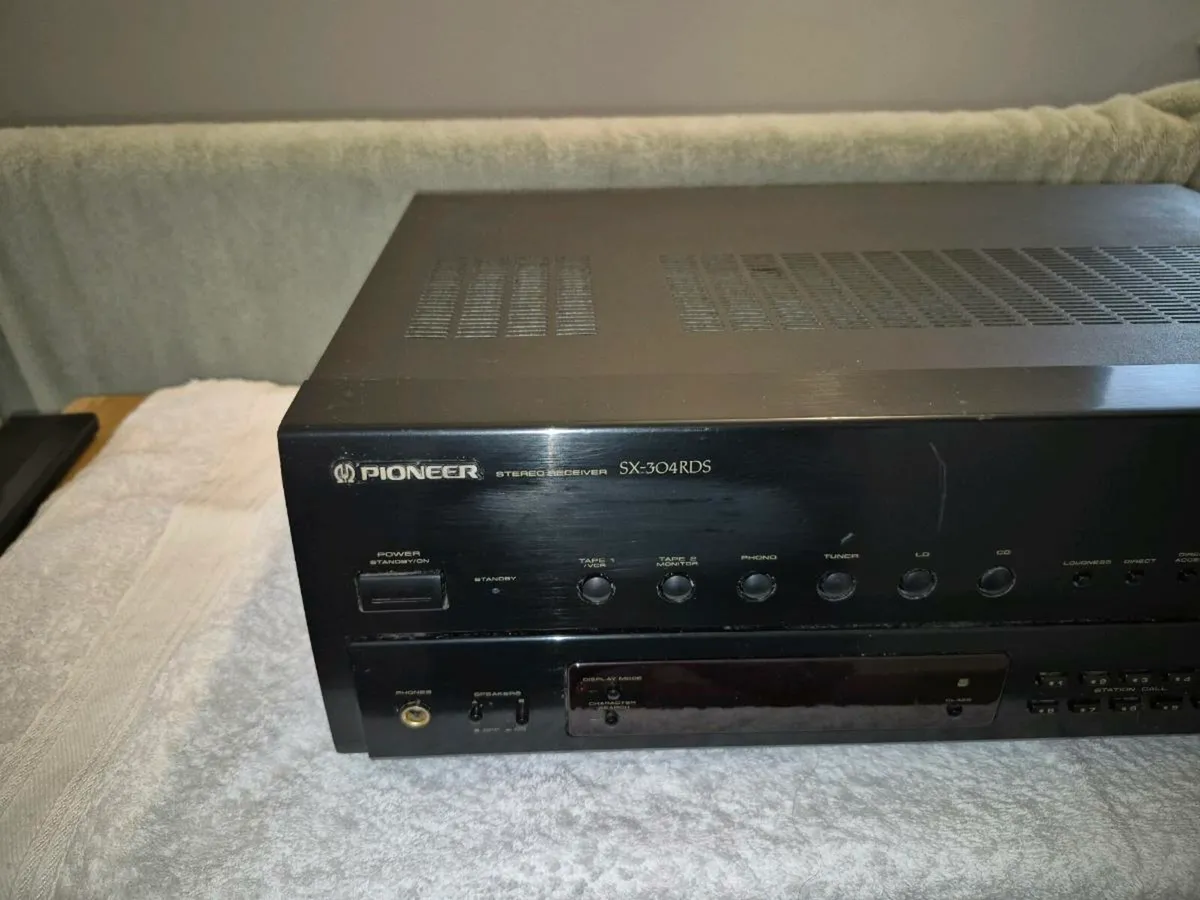 Pioneer amplifier - Image 3