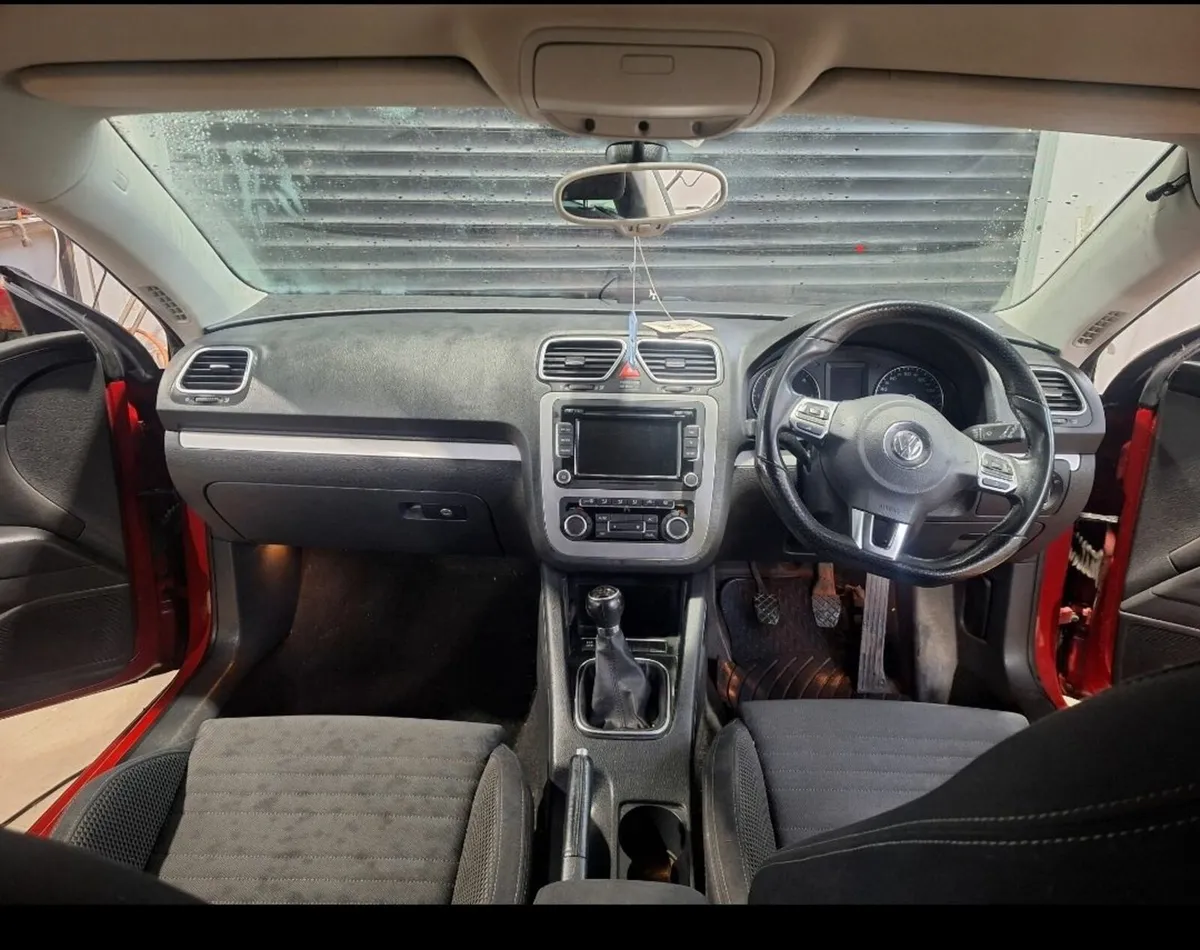 Volkswagen Scirocco 2014 - Image 4