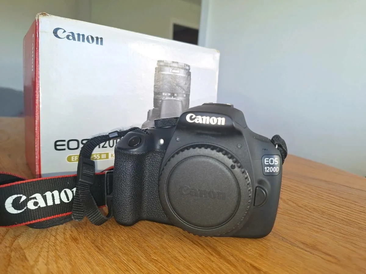 Canon EOS 1200D DSLR Camera + lense + accesories - Image 1
