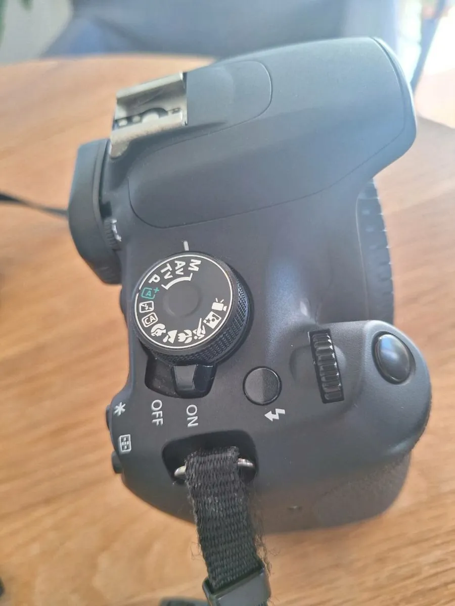 Canon EOS 1200D DSLR Camera + lense + accesories - Image 4