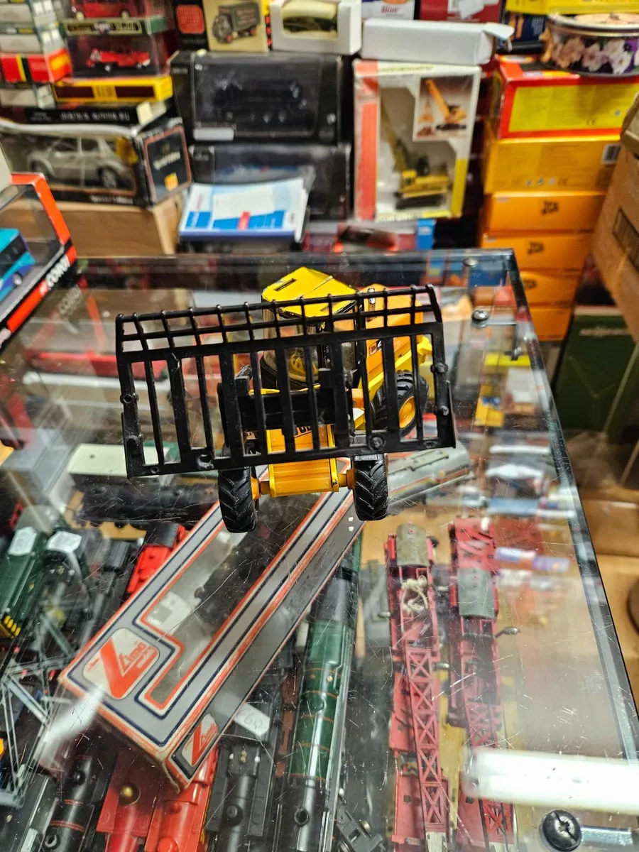 Britains JCB Loader - Image 1