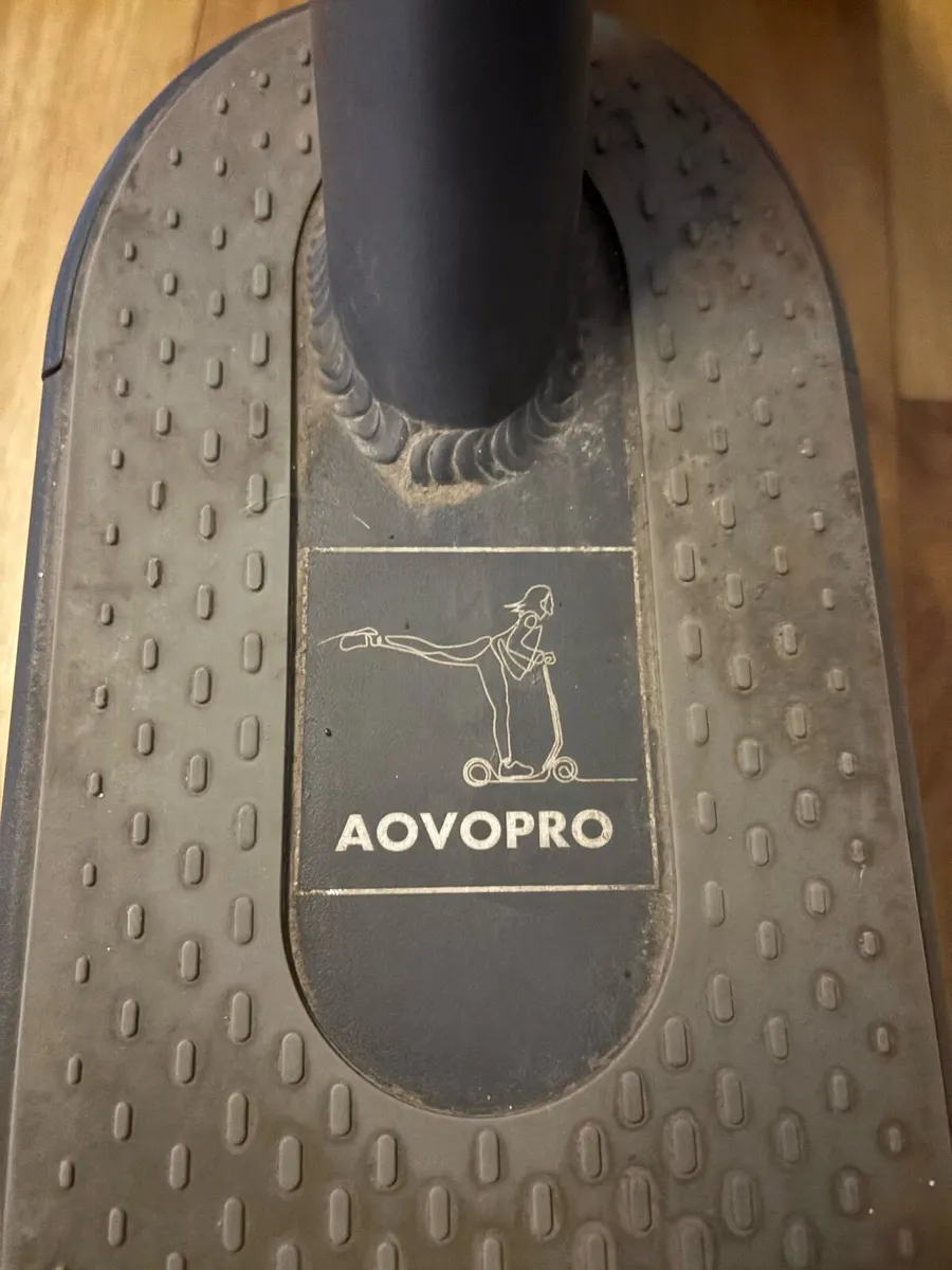 Electric scooter - Image 4