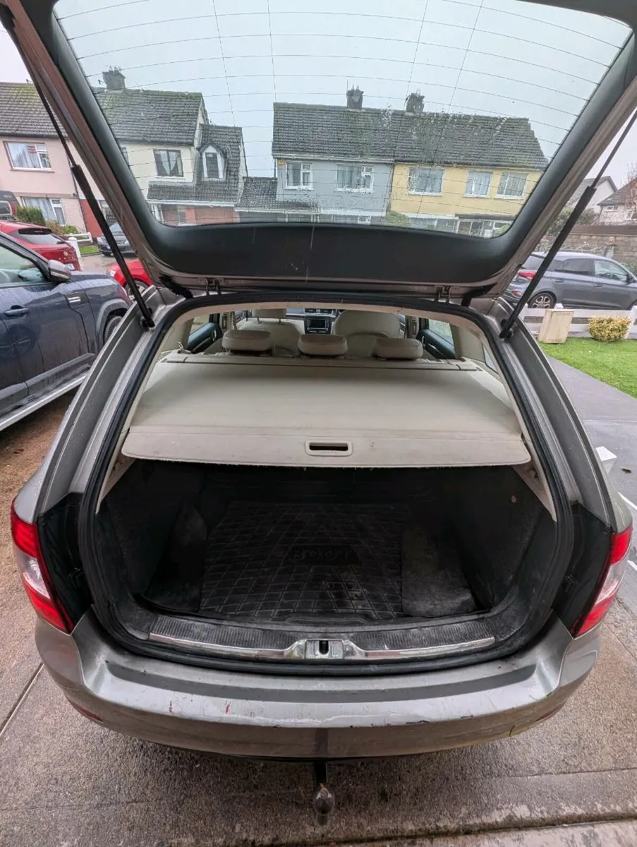 Skoda Superb - Image 3