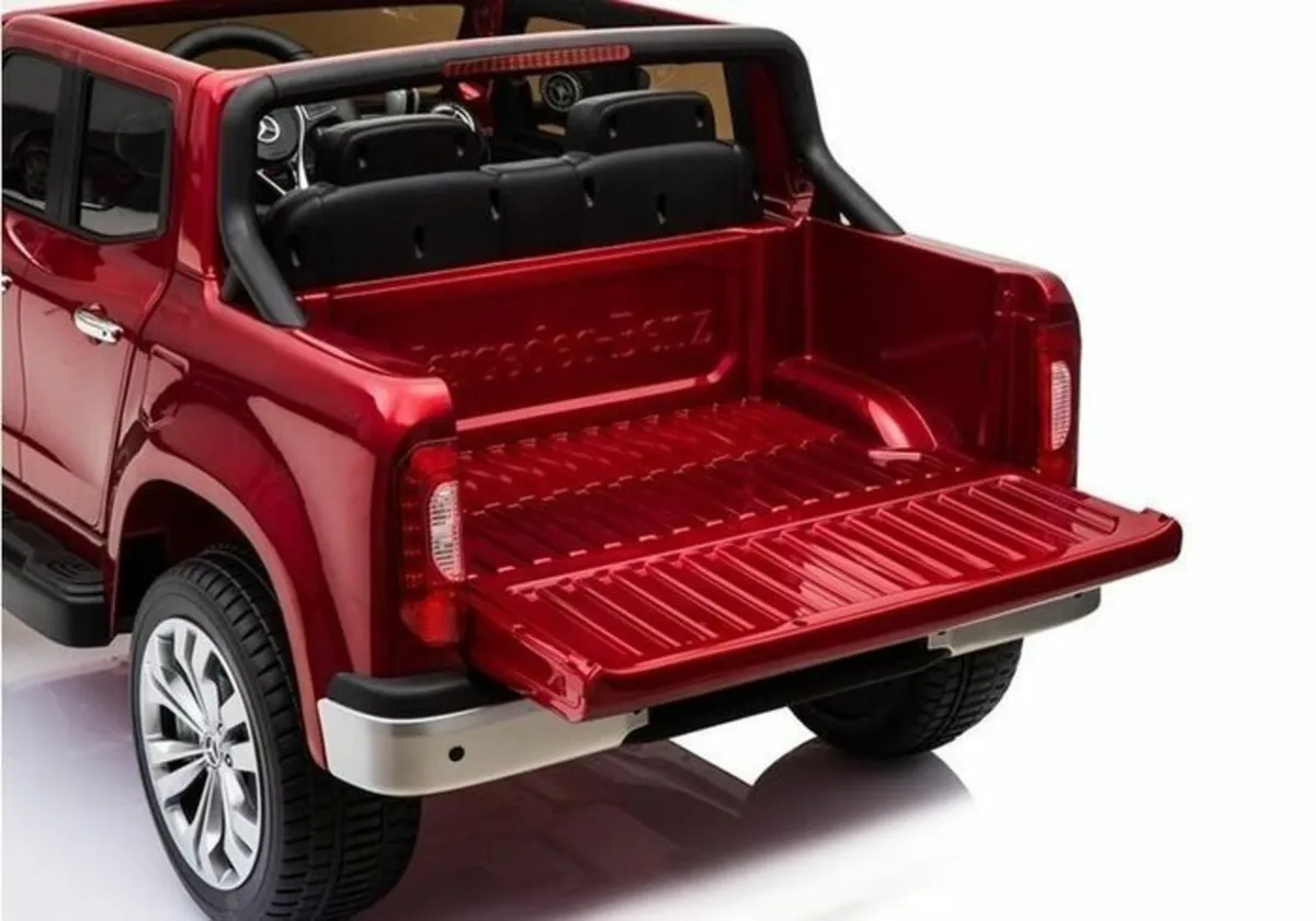 Mercedes X 4x4 licensed painted kids car - Image 2