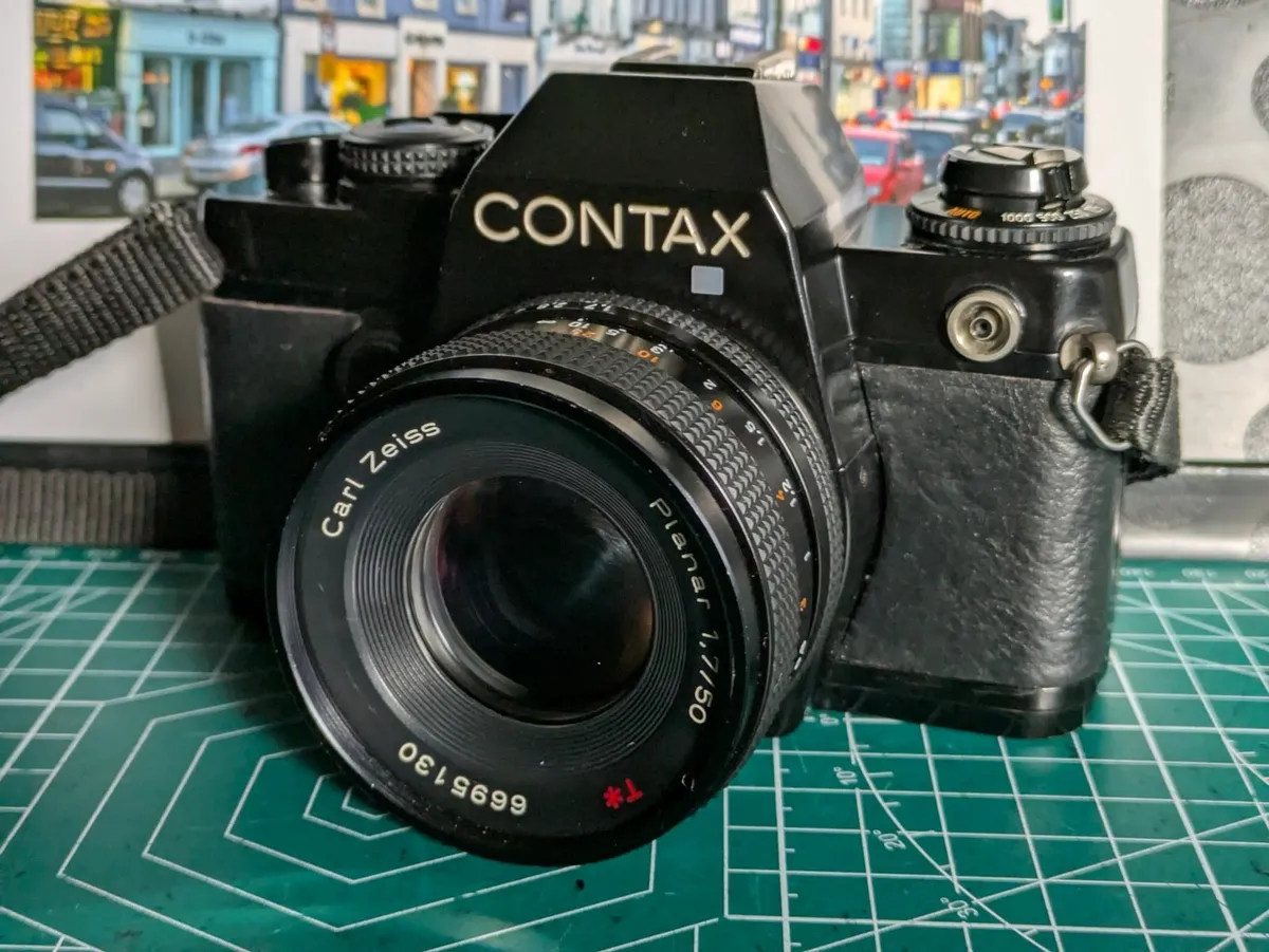 🎞️ Contax 139 Quartz + Carl Zeiss Planar lens 💥 - Image 2
