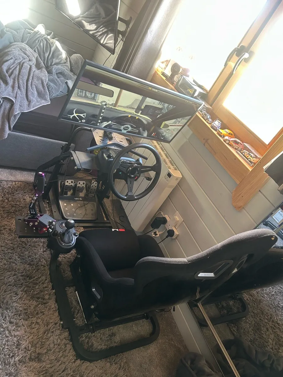 Racing Simulator - Image 1