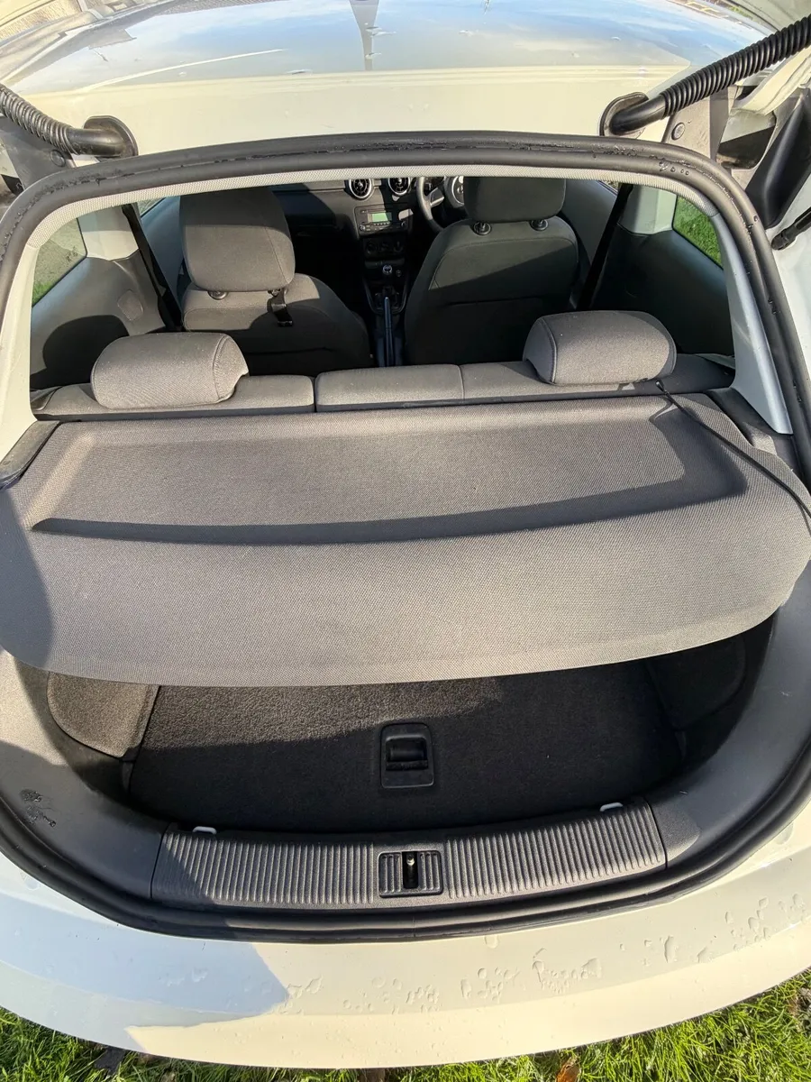 Audi A1 2011 - Image 4