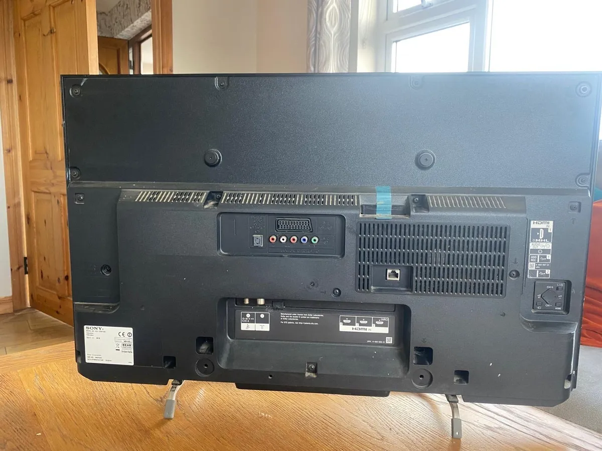 Sony Bravia 28 inch TV - Image 3