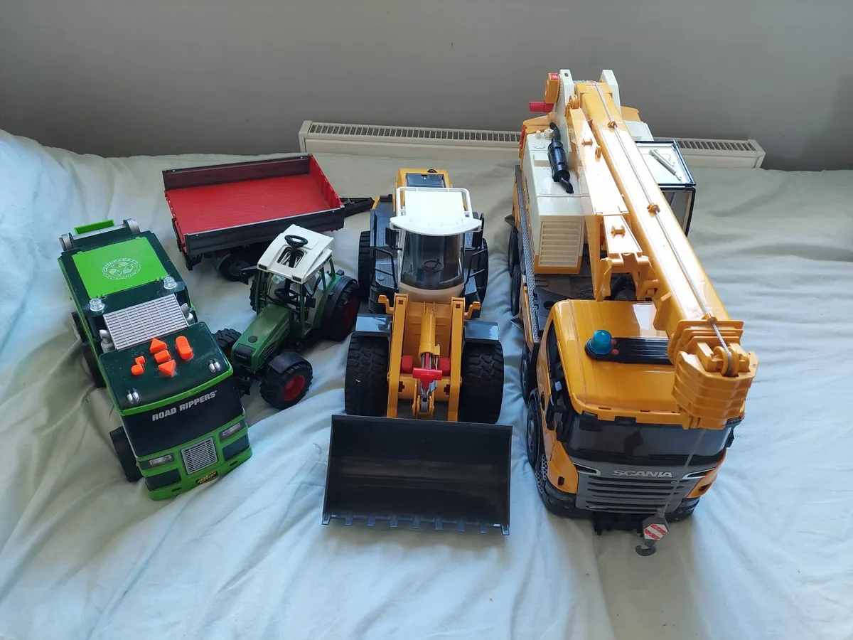 Toys for sale - Farm/Construction - Bruder - Image 1