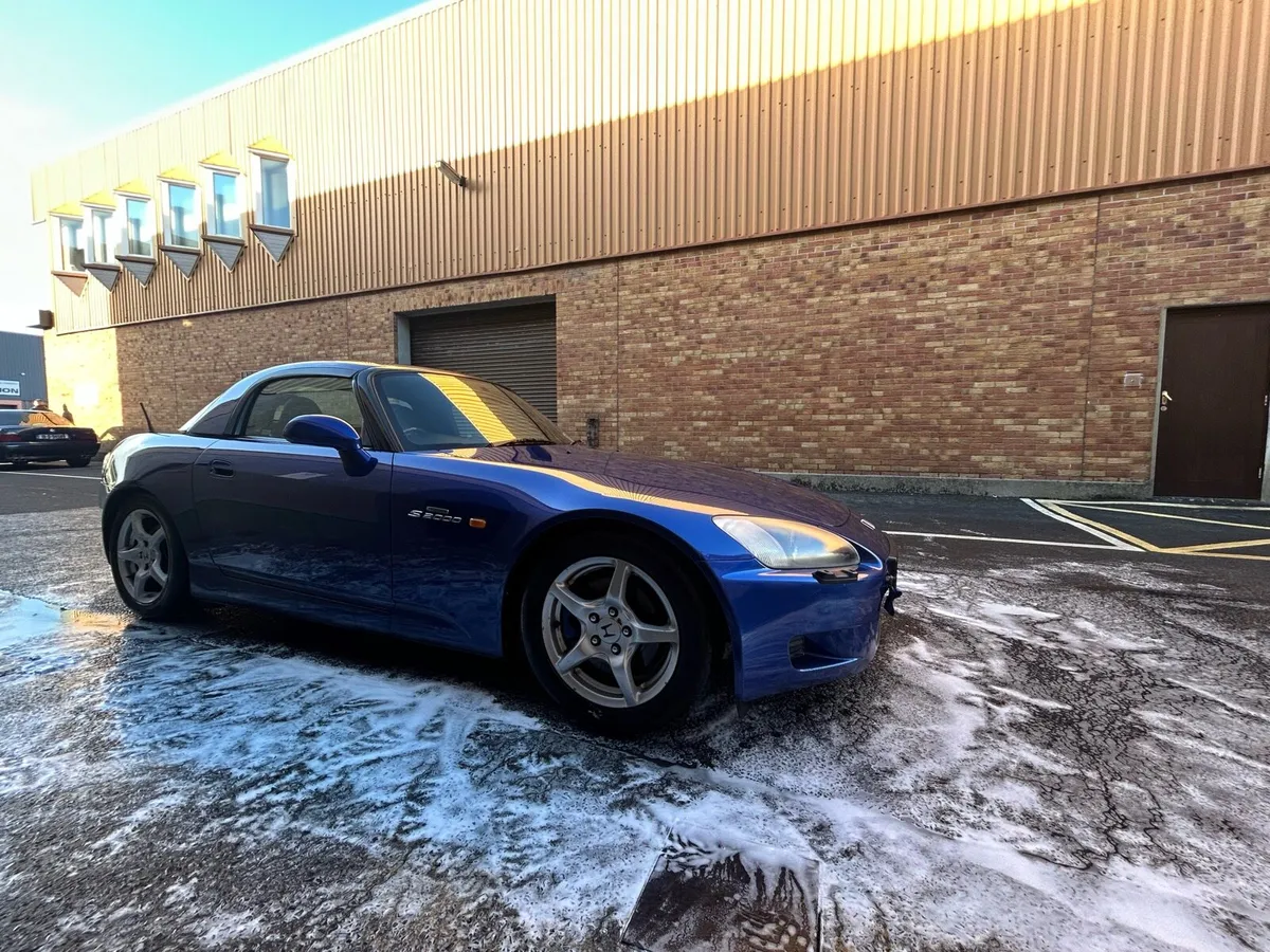 Honda S2000 - Image 2