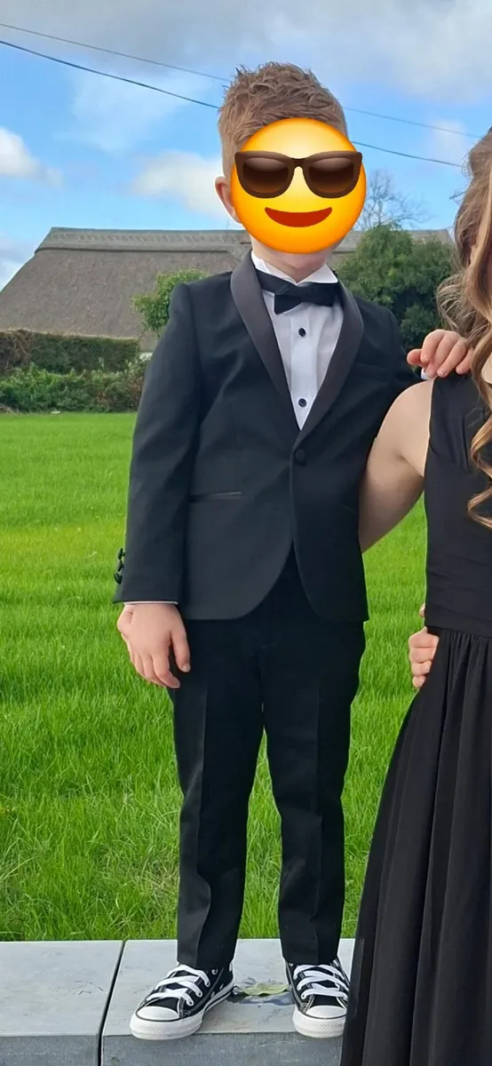 Boys Suit /Tuxedo