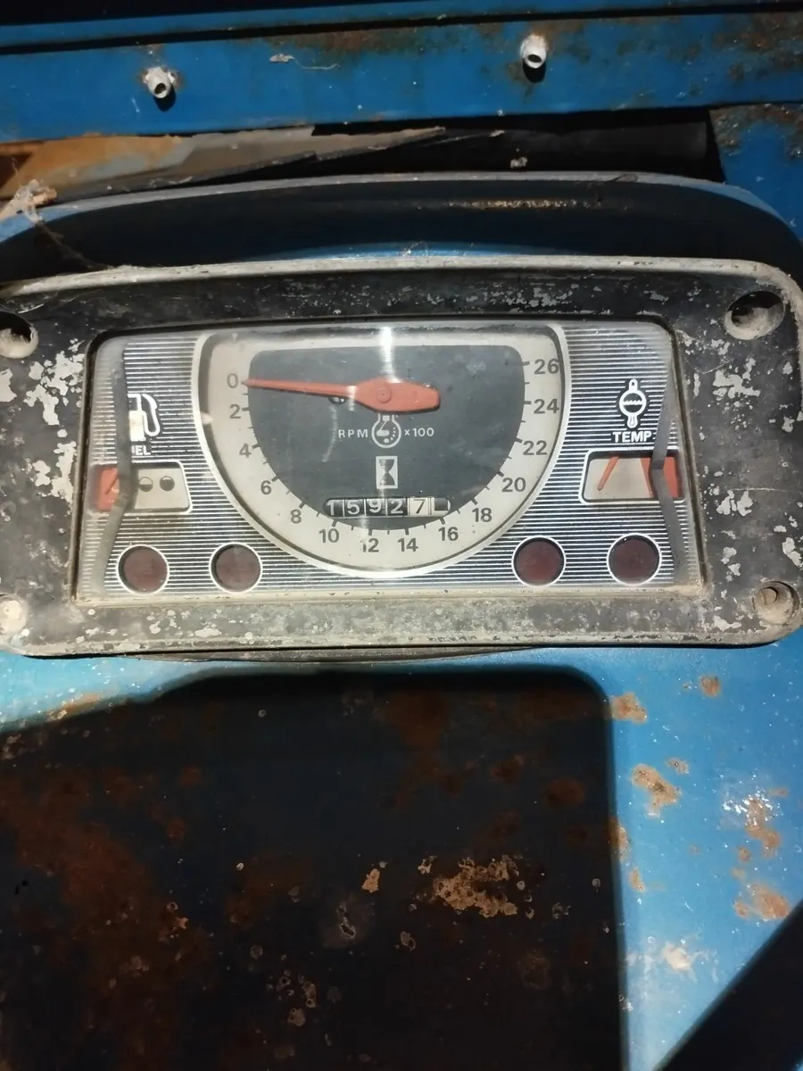 FORD 4600 €6450  on 085/2555393 - Image 4