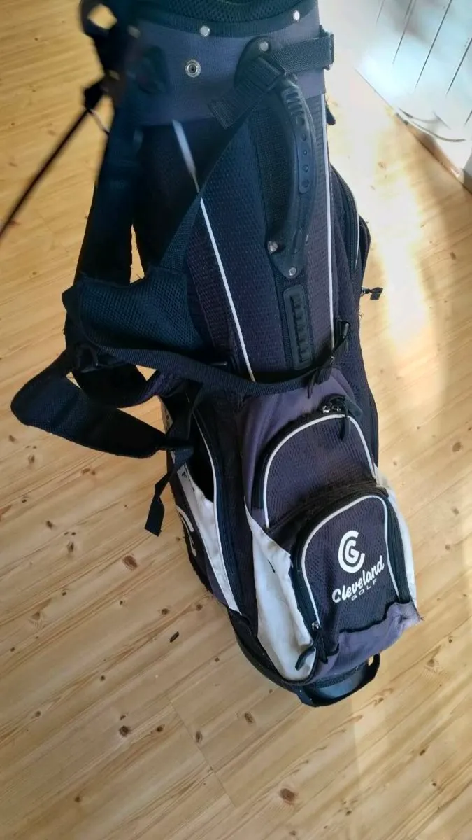 Cleveland Carry Golf Bag - Image 1