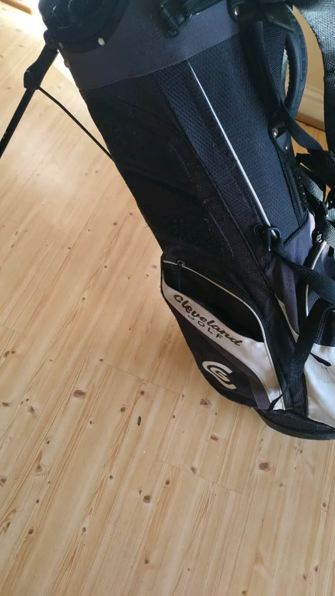 Cleveland Carry Golf Bag - Image 3
