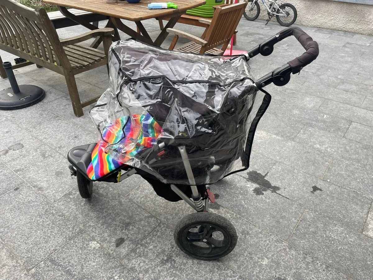 Out & About Buggy - Image 1