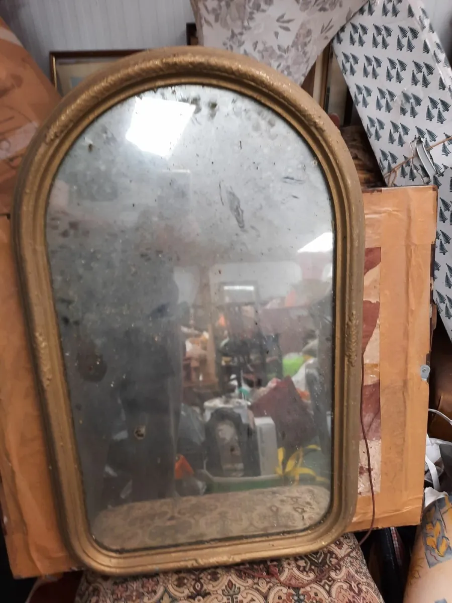 Antique mirror - Image 1