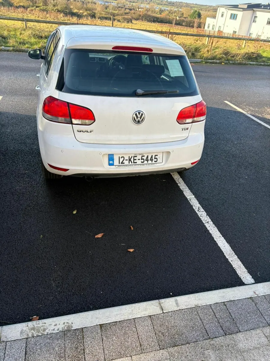 Volkswagen Golf 2012 - Image 1