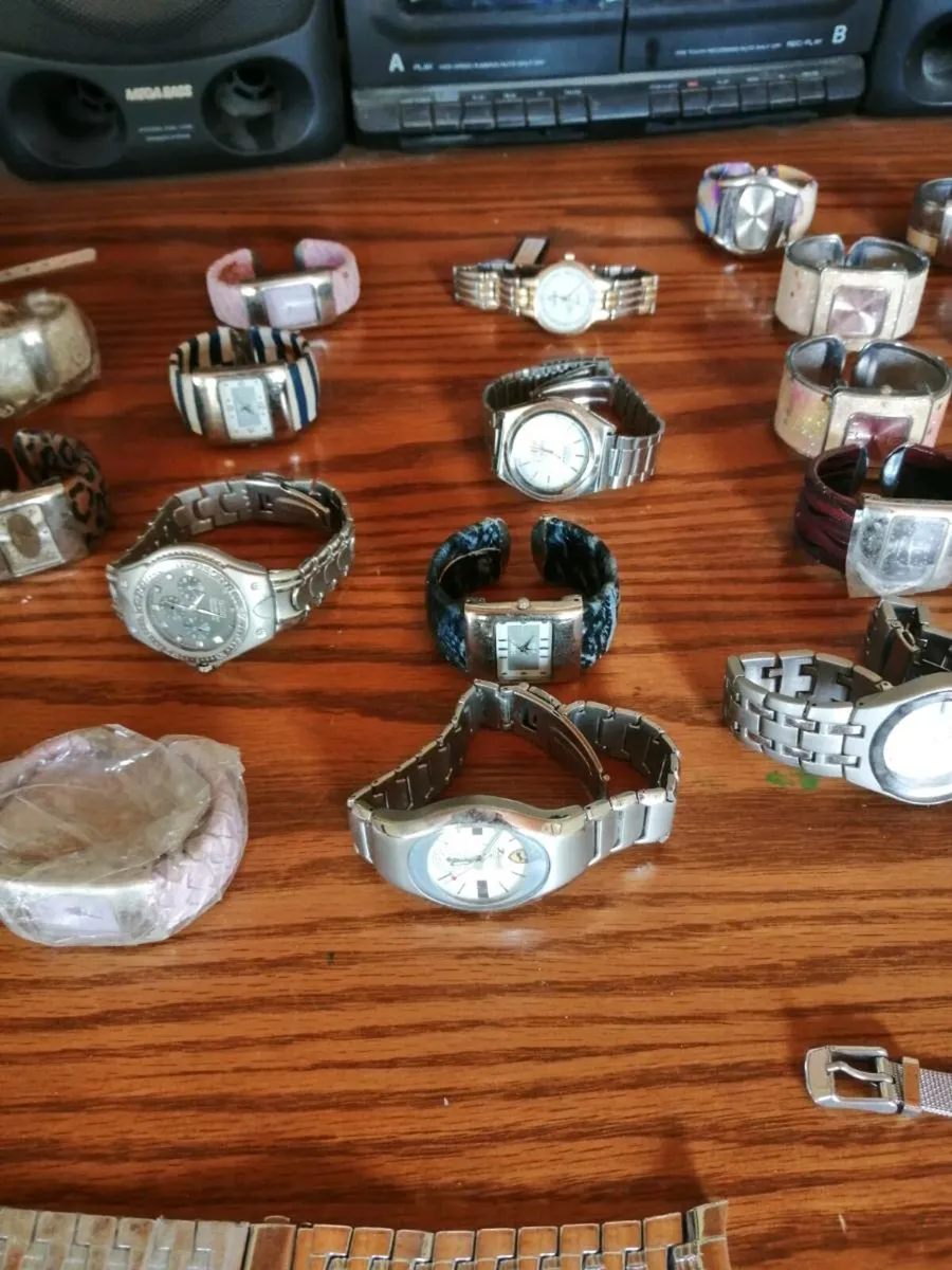 Watches shop clearence - Image 4