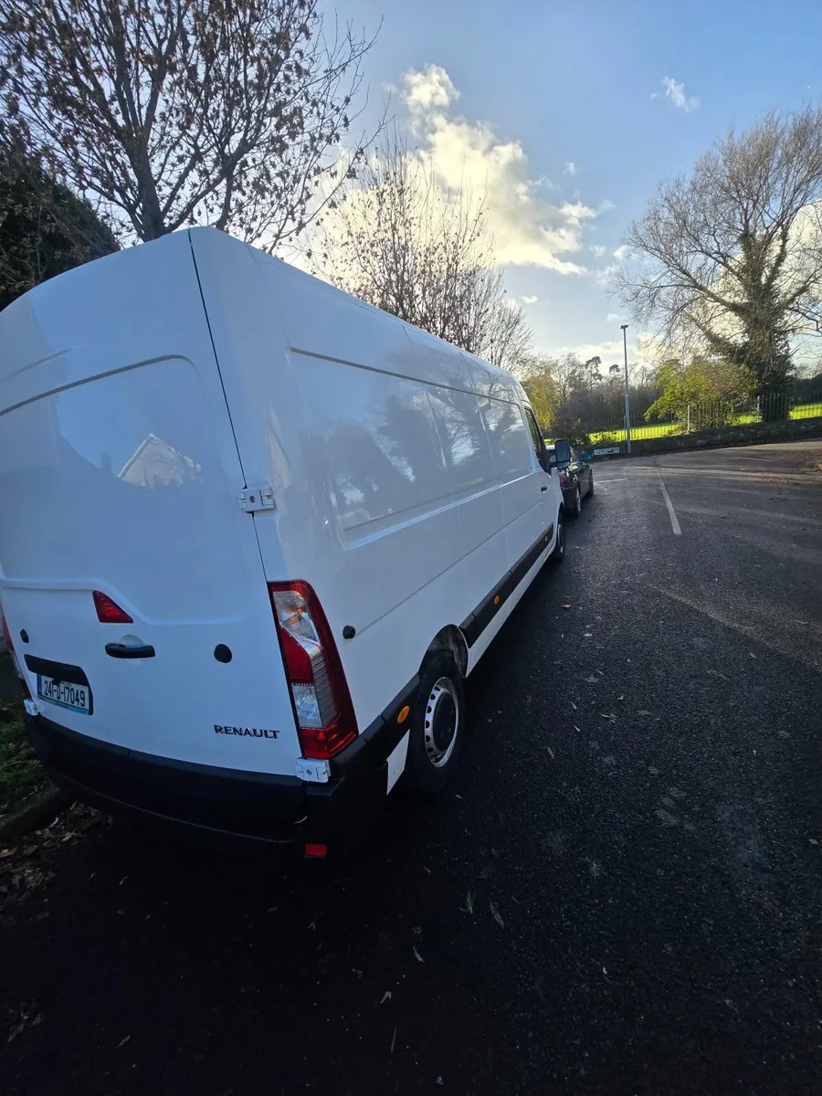 Renault Master 2024 - Image 2