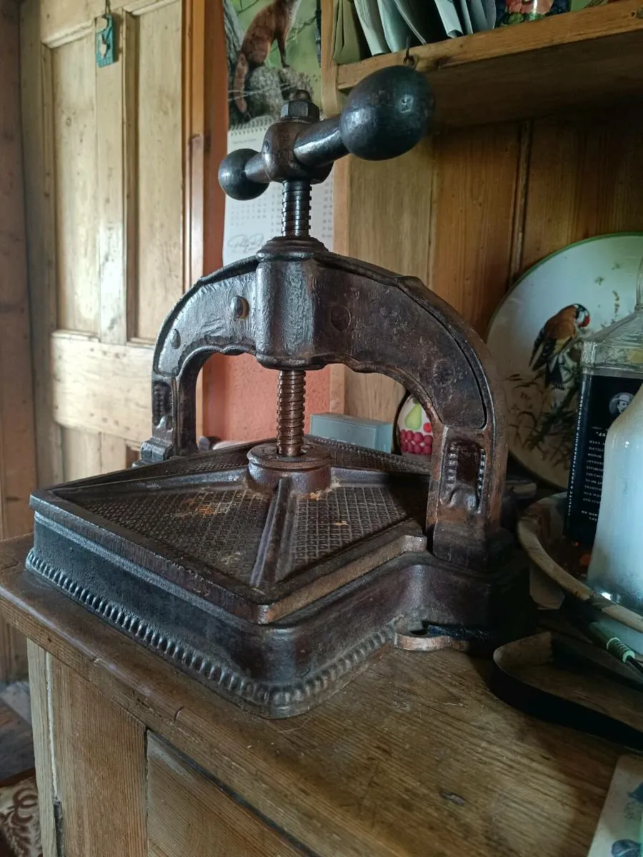 Bookpress - Image 1