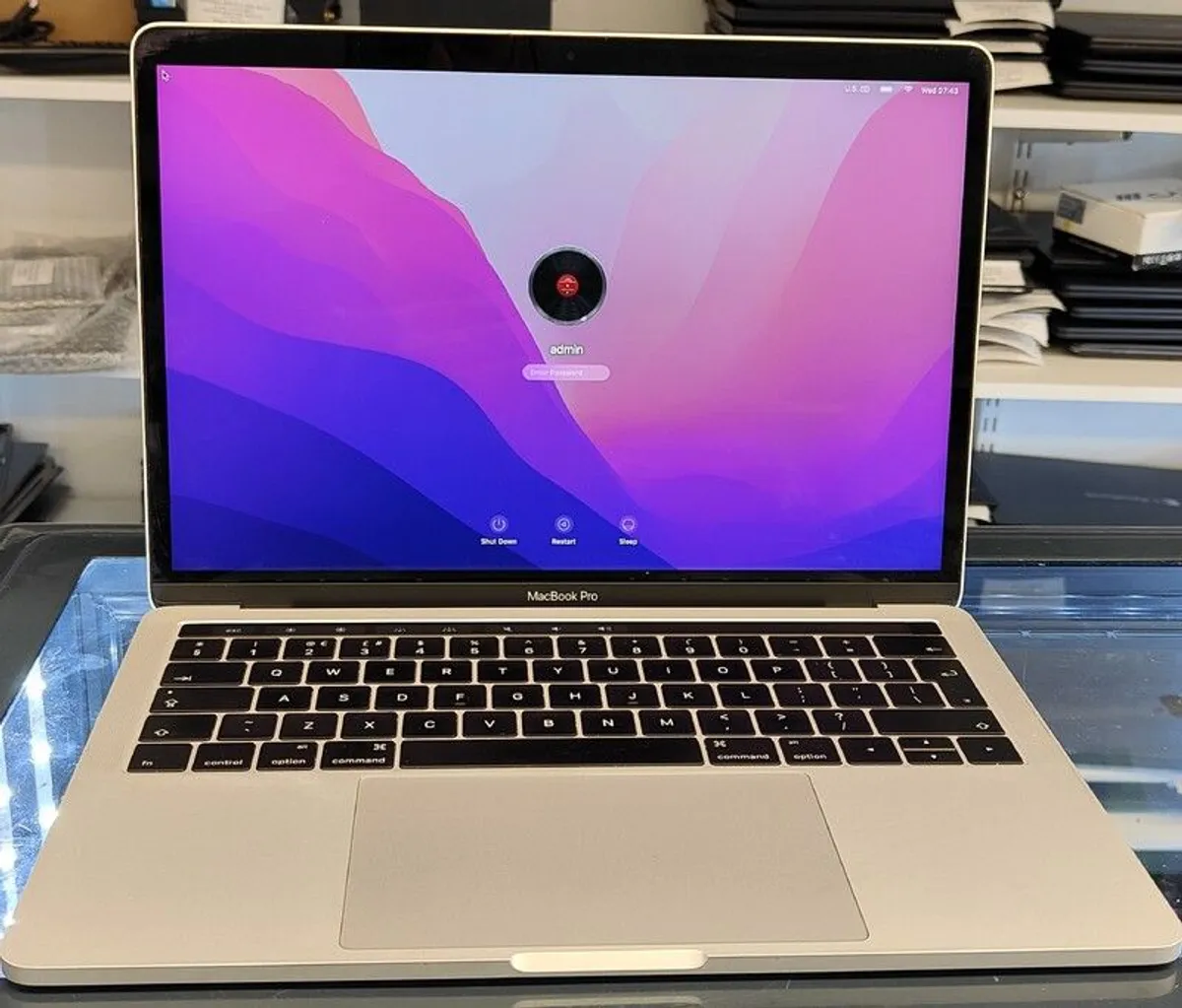 Apple MacBook Pro A1706 (13-inch, 2016, Four Thunderbolt 3 ports) 8GB RAM / 500GB SSD macOS Monterey 12.7.4 (Battery Cycle: 110) - Image 2