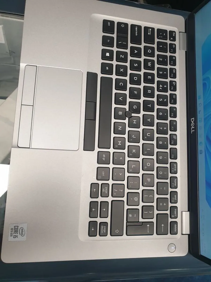 Dell Latitude 5410 i5-10310U 4GB Memory 512GB SSD  Windows 11 Pro (has New Battery) - Image 3