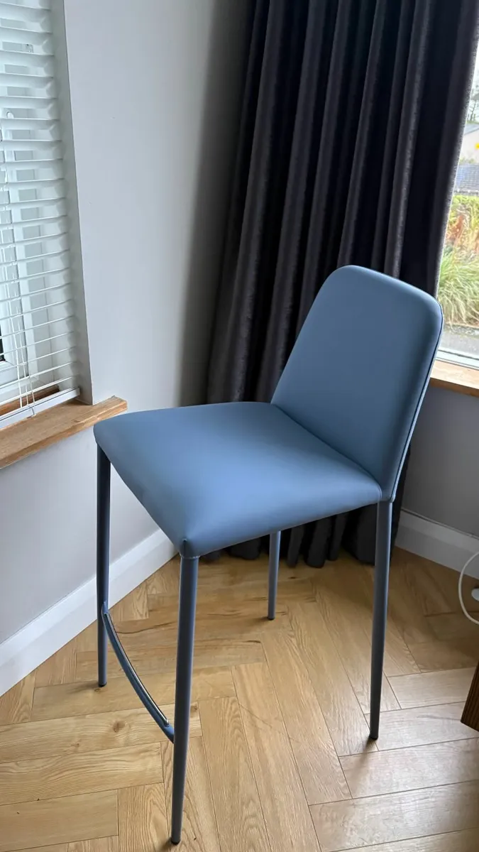 Club Barstool by Calligaris in Faux Leather - Image 4