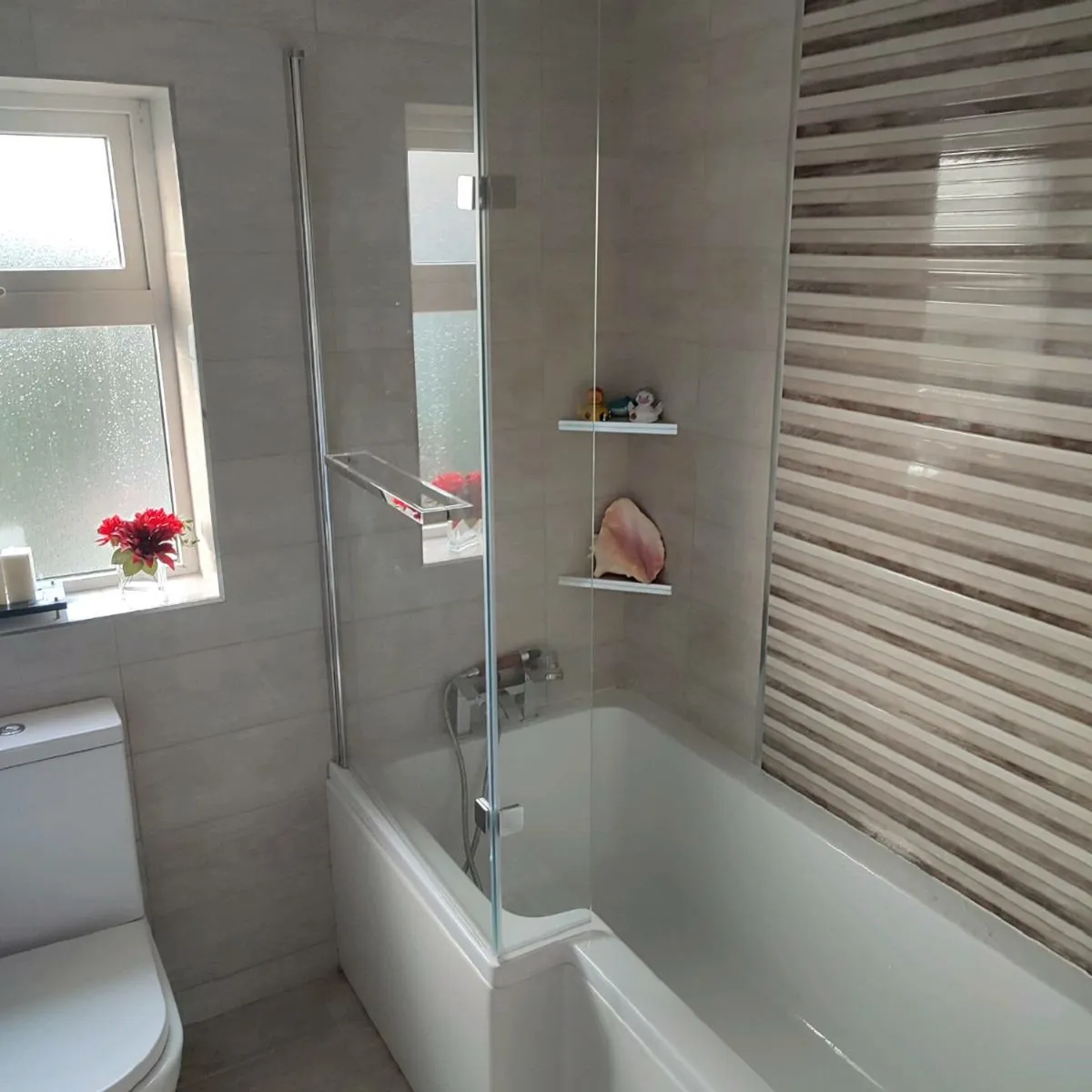 L Shaped bath - Image 4