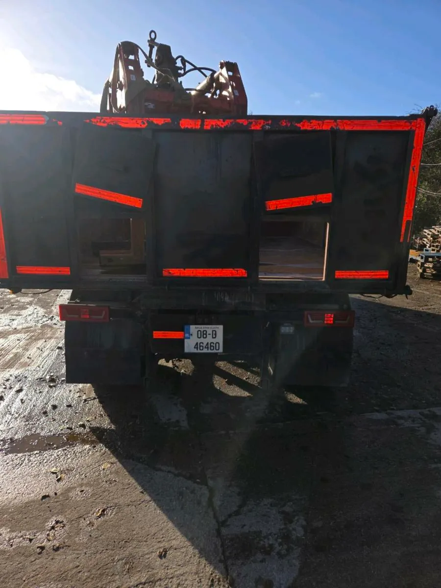 Daf 18ton tipper grab crane - Image 2