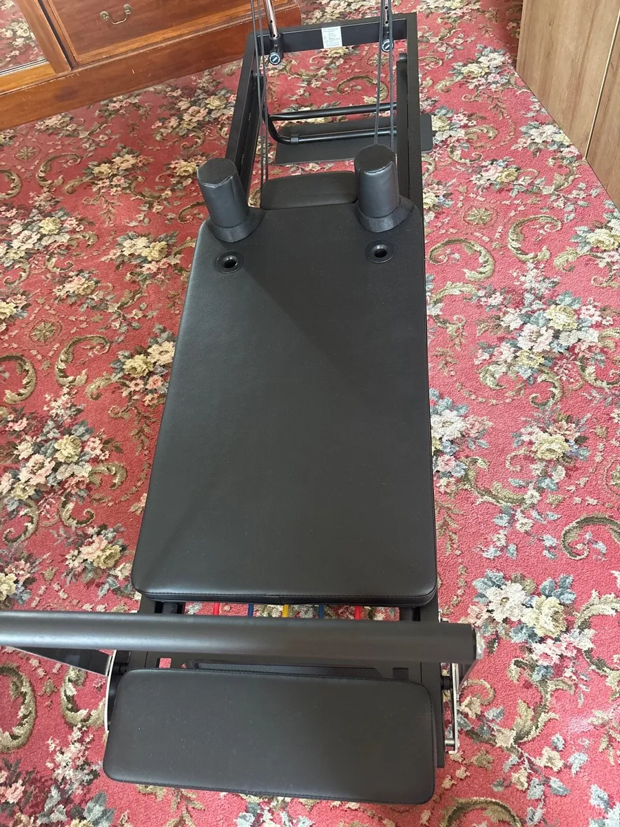 Reformer Pilates Machine - Image 3