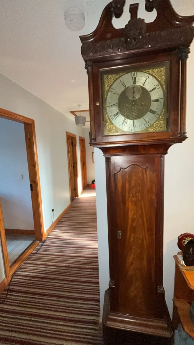 Grandfather clock - Image 1