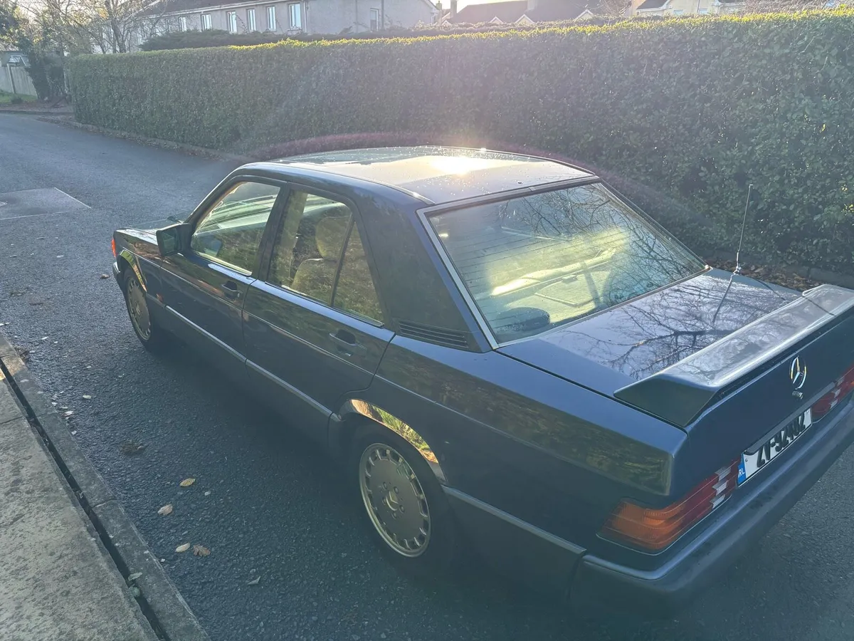 Mercedes 190 2.6 sportline nct and taxed - Image 4
