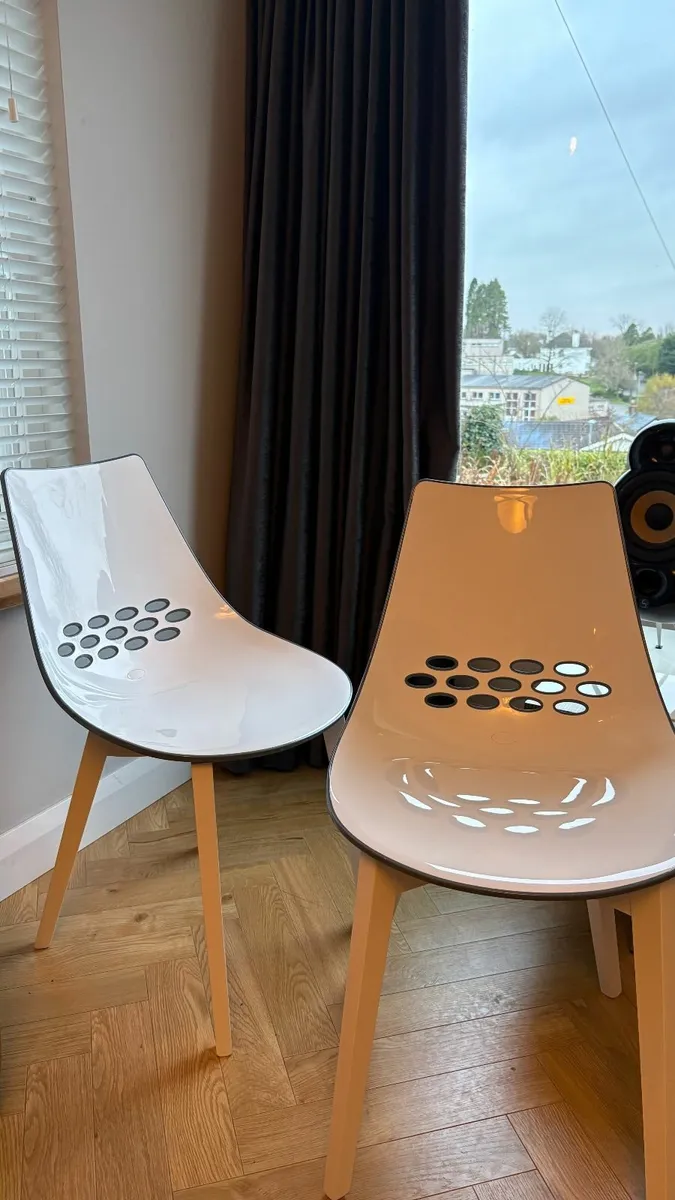 Jam Chairs by Connubia Calligaris - Image 1