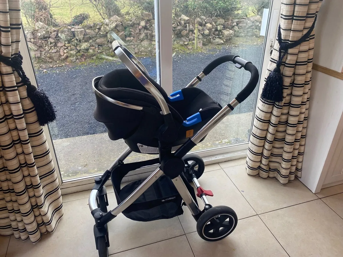 Baby items & Travel System - Image 1