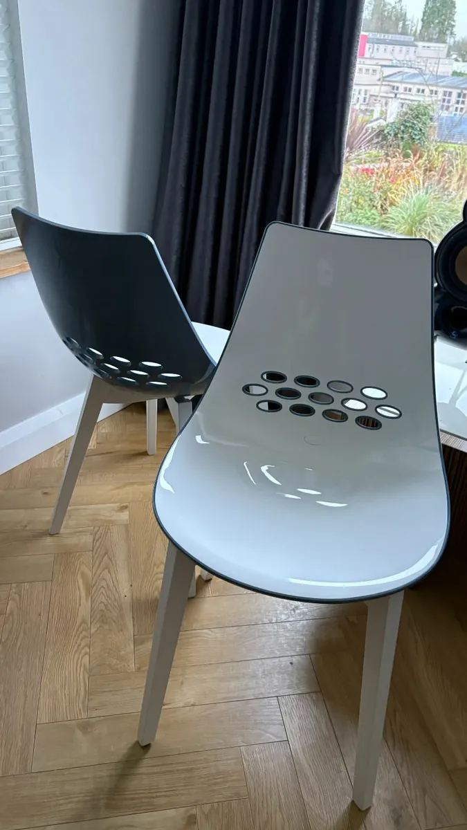 Jam Chairs by Connubia Calligaris - Image 3