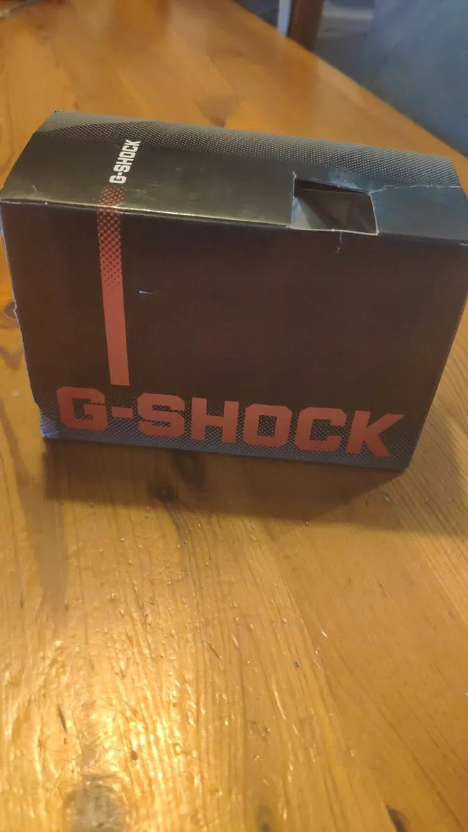 NEW Casio Men's G-Shock DW6900-1V Sport Watch - Image 2