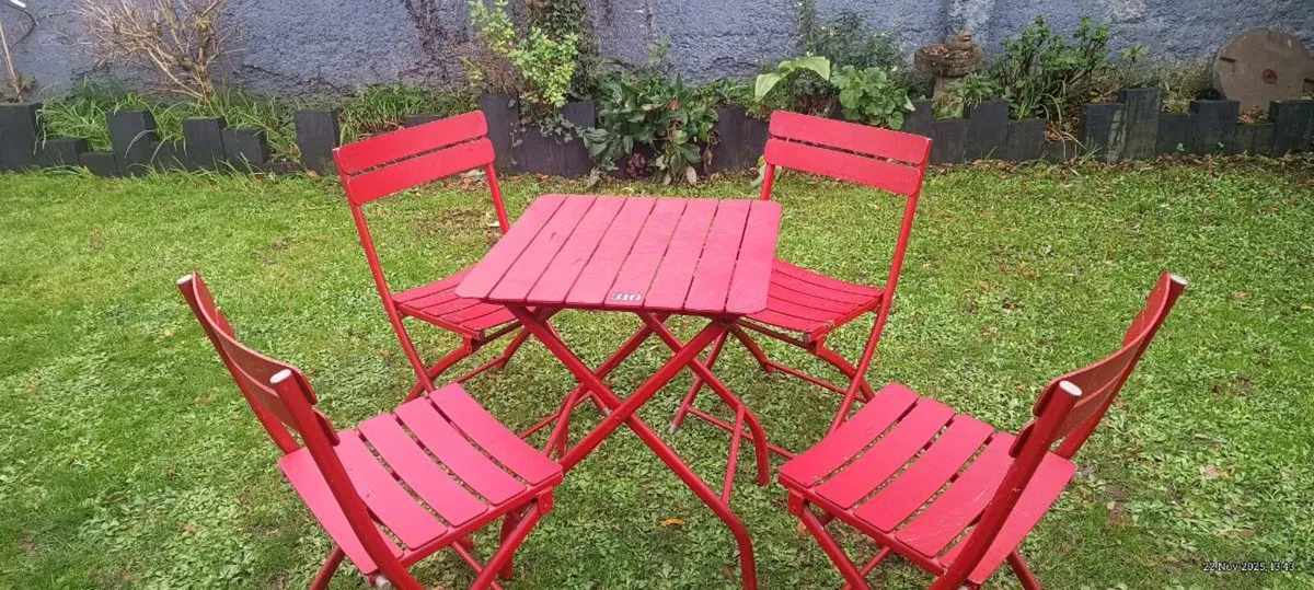 Red Outdoor Set - Image 1
