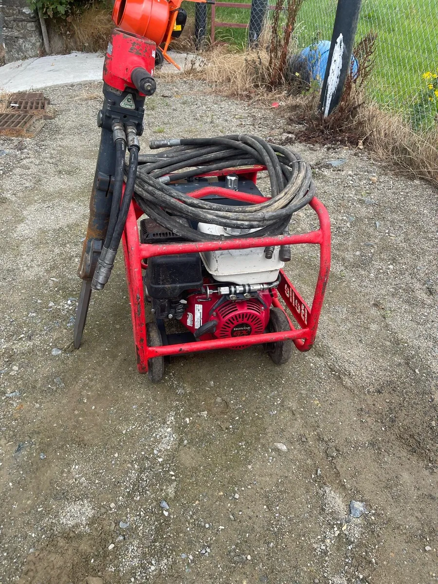 Belle Hydraulic Power Pack With Hammer - Image 2