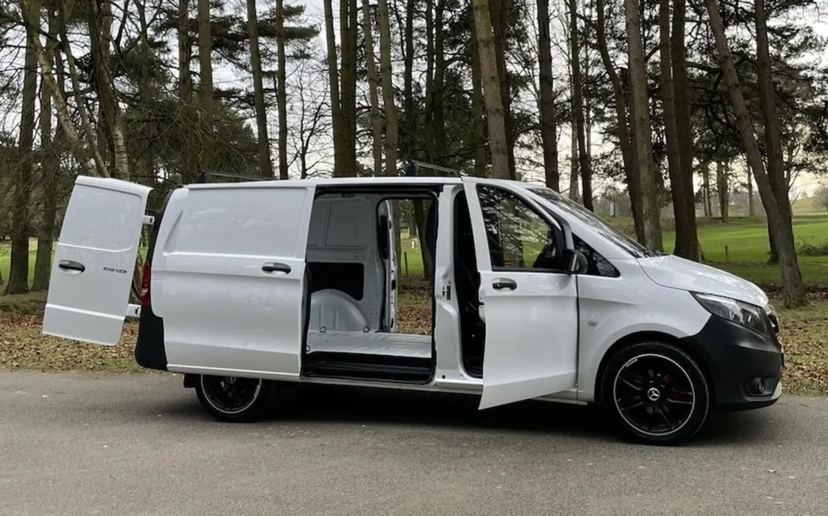 Mercedes VITO 109 - Image 2