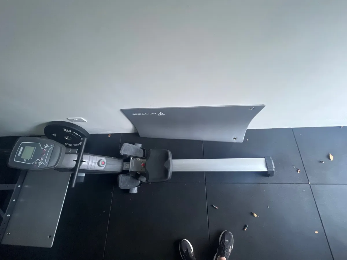 Rowing Machine - Image 2