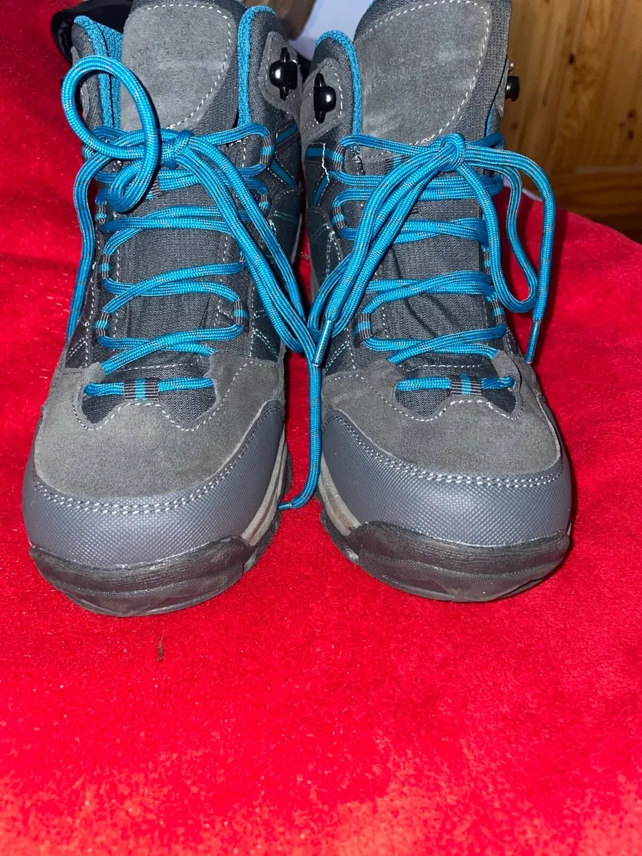 Hiking boots - Image 3