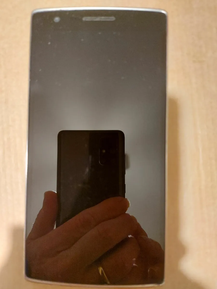 ONE+ Mobile phone, Model A0001, 3GB AM, 64GB HDD - Image 3