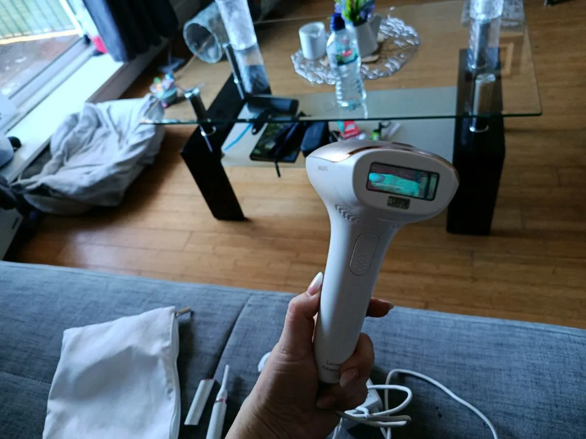 Hair removal - Image 1